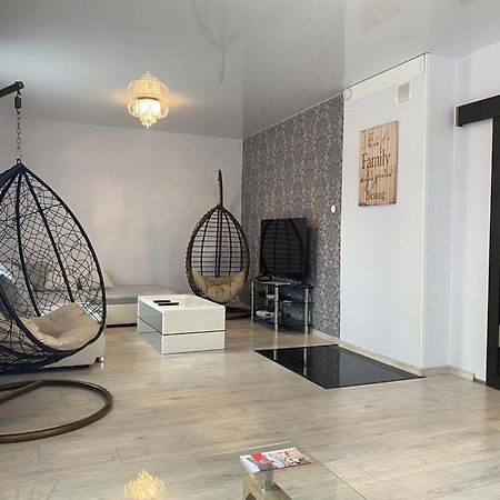 הוילה לייפאז'ה Svetes House - Garden & Bbq & Parking מראה חיצוני תמונה