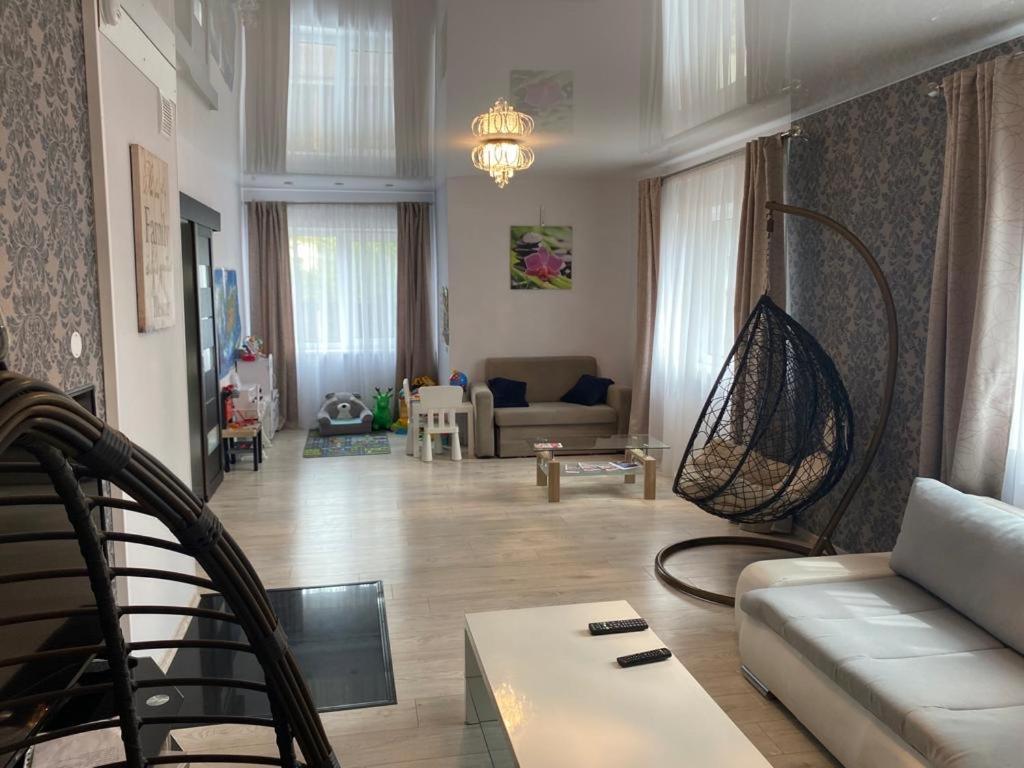 הוילה לייפאז'ה Svetes House - Garden & Bbq & Parking מראה חיצוני תמונה